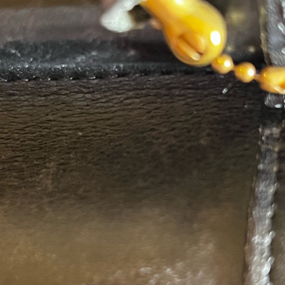 Authentic Vintage black leather Coach crossbody handbag - Picture 5 of 16